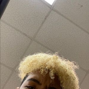 Meet your Posher, Johan